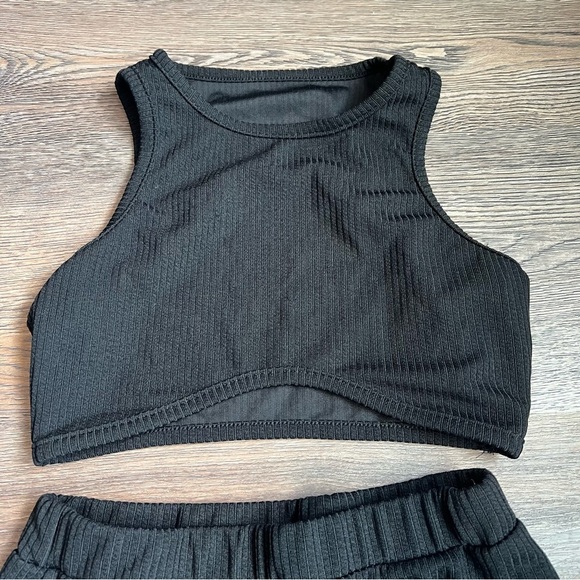 Shein Black Top and Skirt Set - Picture 5 of 9